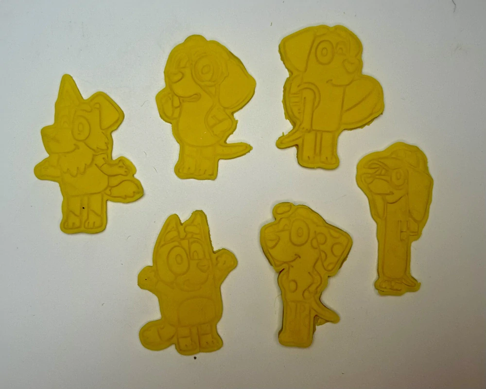 3D Tištěná Vykrajovátka – Set 2 (inspirováno postavičkami Bingo a Bluey)