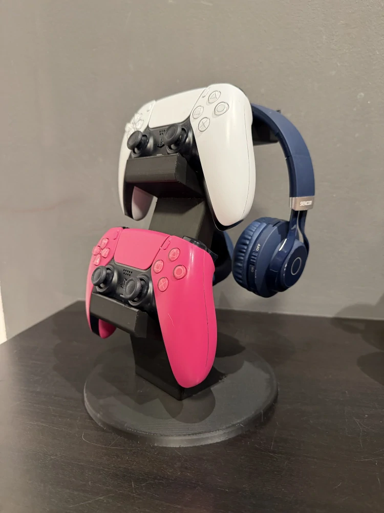 Stojánek na ovladače PSP + sluchátka / kabel