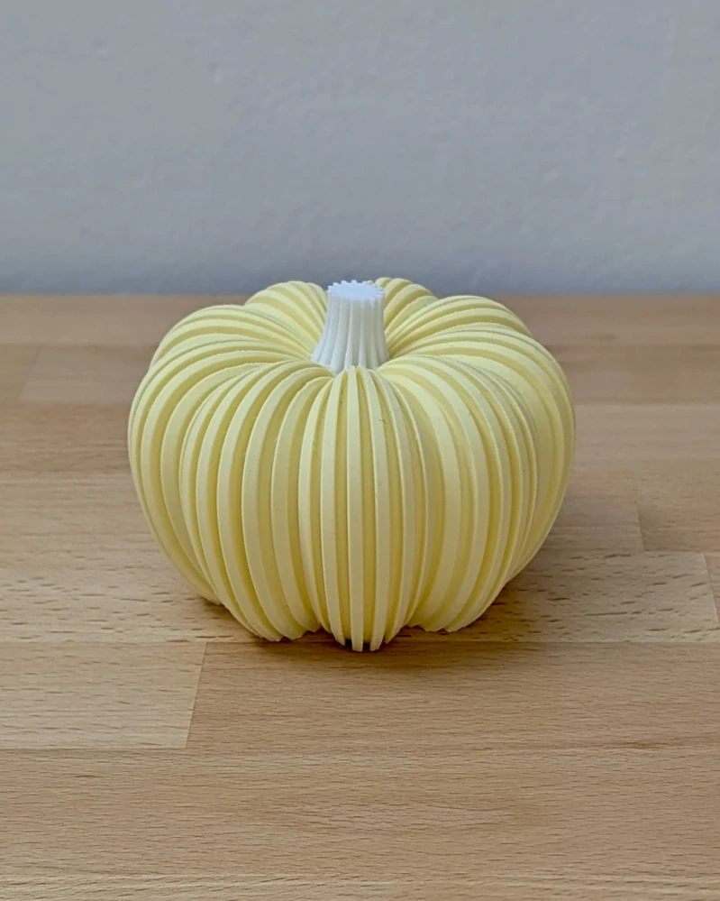 Halloweenská dekorativní dýně – malá