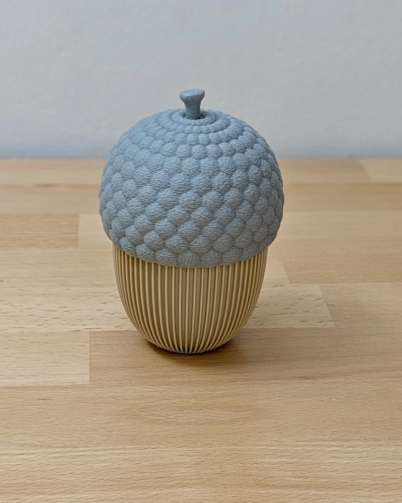 Dekorativní žalud (skrytý box)