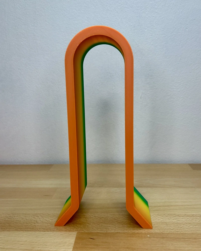 Stojánek na sluchátka - duhový