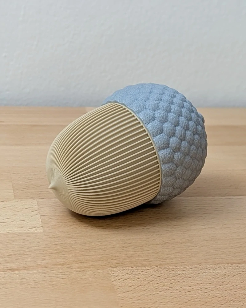 Dekorativní žalud (skrytý box)