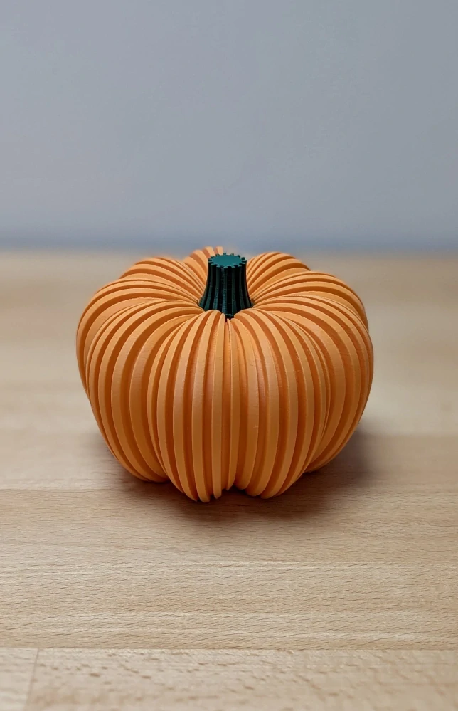 Velký set halloweenských dýní – velká, malá a vysoká