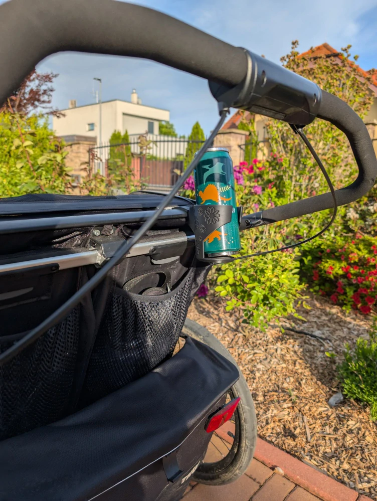 Držák na nápoje – motiv kytičky (pro kočárky a vozíky Thule)